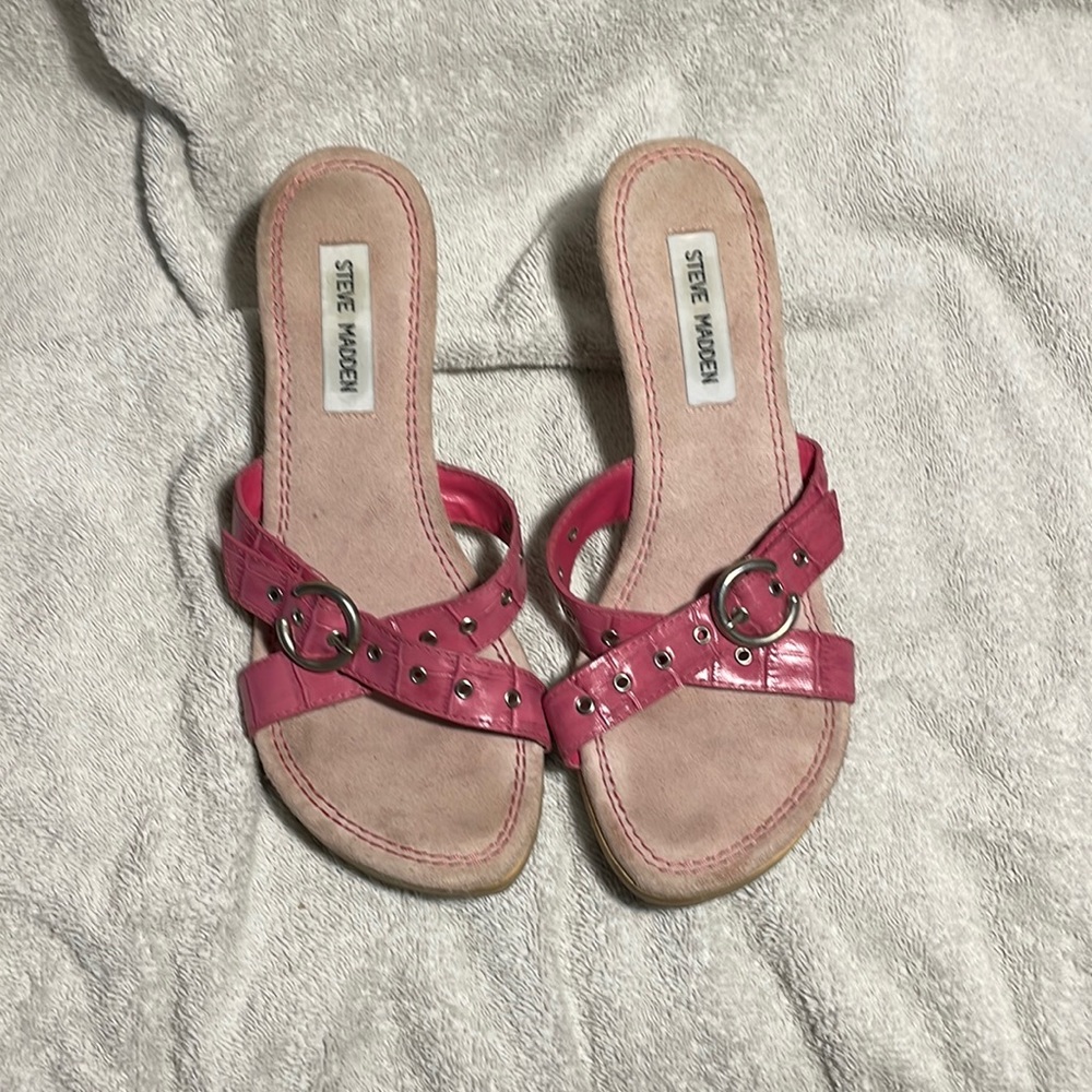 Women Size 8 Pumps w/Pink Leather straps